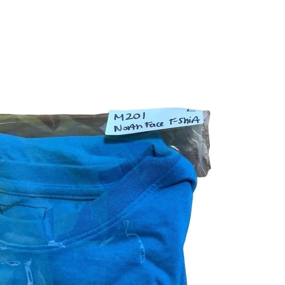 The North Face TNF Tee Sz Large Blue - Picture 6 of 6